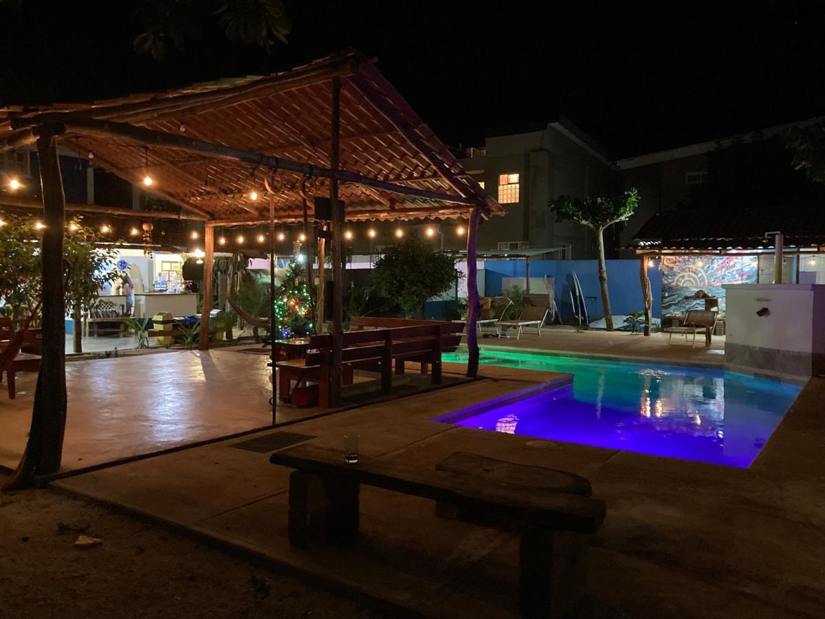 Tamahostel & Glamping Tamarindo Exterior photo